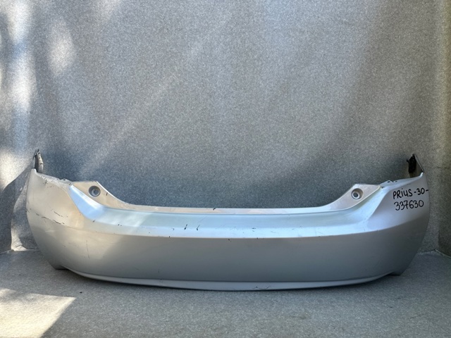 Задний бампер 5215947050 TOYOTA