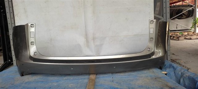 Бампер задний 5215978010 TOYOTA