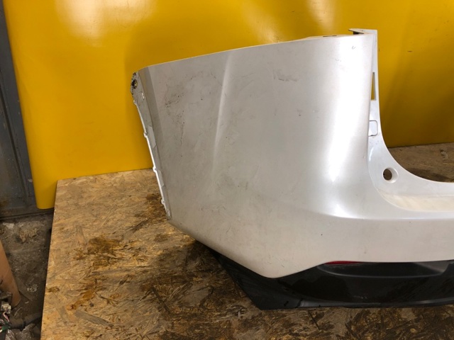 TOYOTA 5215978908 Бампер задний, верхняя часть в наличии Черновцы