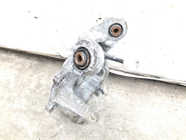 HONDA 52210TZ5A00 Цапфа задняя правая в наличии Черкассы