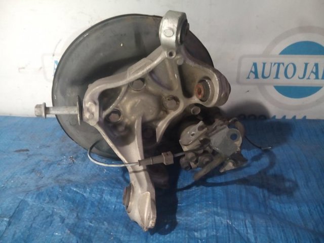 Цапфа поворотного кулака 52215TC0T00 HONDA