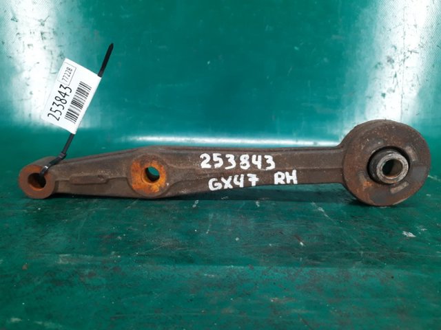 TOYOTA 5238060021 Кронштейн (траверса) переднего редуктора правая в наличии Одесса