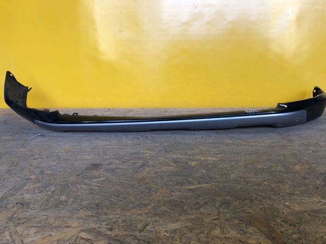 Губа переднего бампера 5241142110 TOYOTA
