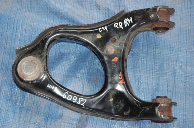 Рычаг подвески задний правый 52510TL0E01 HONDA
