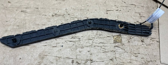 5257608010 TOYOTA Кронштейн бампера заднего левый купить в Ирпень