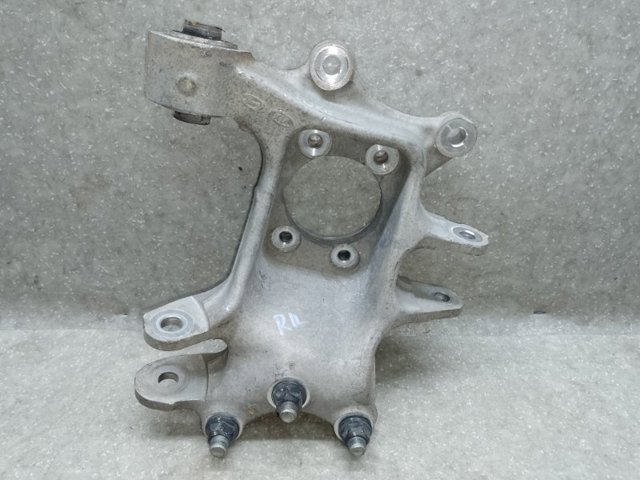 Цапфа поворотная левая 52710D3100 HYUNDAI