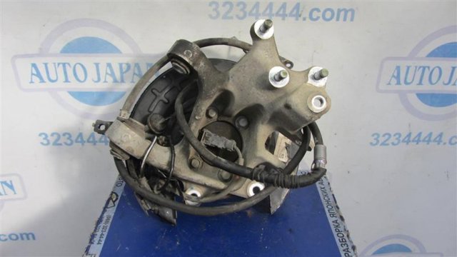 52720C2100 Цапфа (поворотный кулак) задний правый купить Павлоград