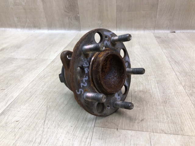 Ступицы задних колес 52730C1100 HYUNDAI
