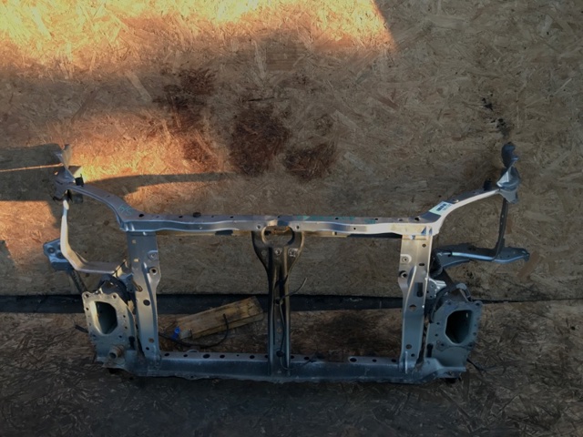 Кронштейн для радиатора 53010SC0019P SUBARU