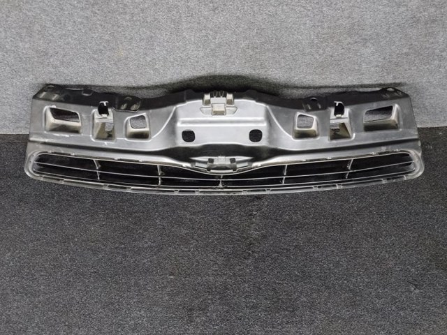 Решетка 5311152570 TOYOTA