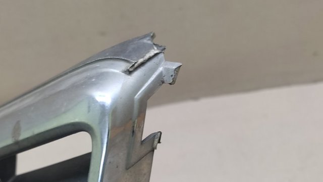 TOYOTA 53111AA020 Решетка радиатора в наличии Полтава