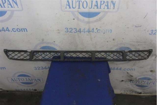 Решетка бампера нижняя 5311242030 TOYOTA