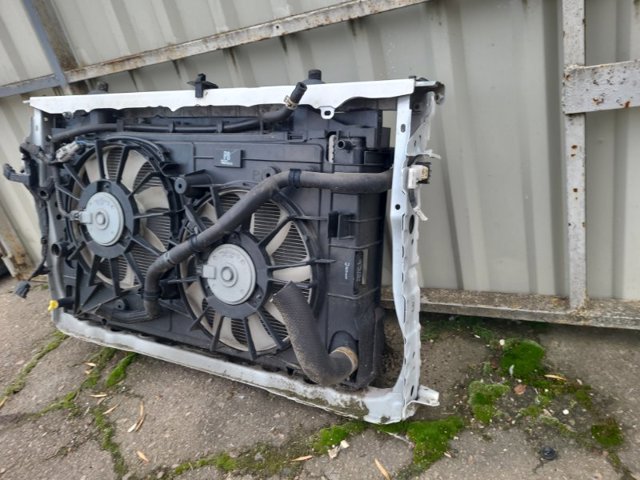 TOYOTA 5320176901 Суппорт радиатора в сборе (монтажная панель крепления фар) в наличии Черновцы