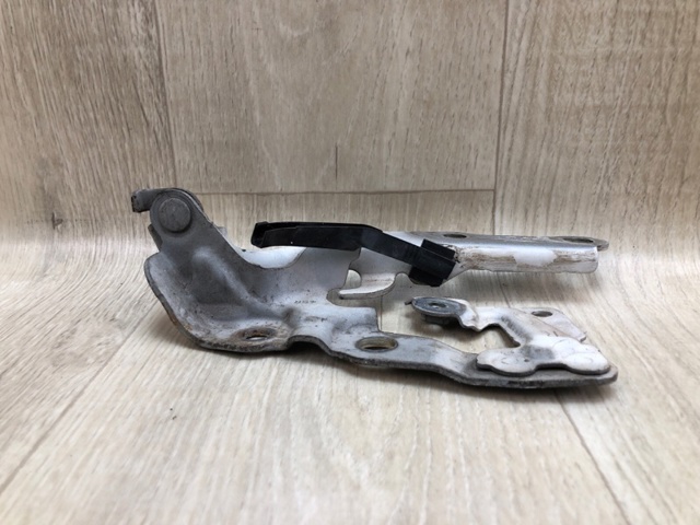TOYOTA 5341006090 Петля капота правая в наличии Николаев