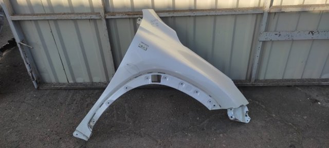 Правое крыло 5380178010 TOYOTA