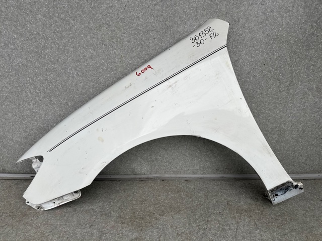Крыло переднее левое 53802AA020 TOYOTA