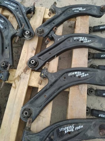 545005HA0A NISSAN Нижний рычаг купить в Николаев