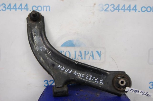 Правый рычаг передней нижней подвески 54500EL000 NISSAN