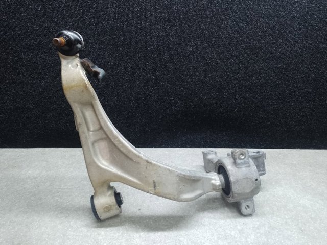 NISSAN 545011CA1A Рычаг передней подвески нижний левый в наличии Черкассы