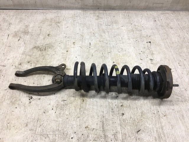 Стойка амортизатора передняя 546113L021 HYUNDAI