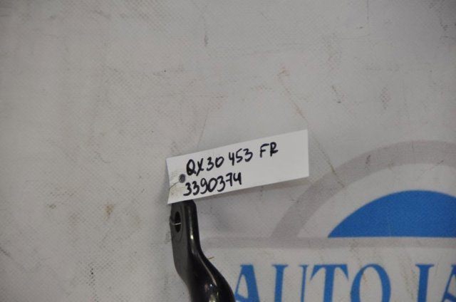 Стабилизатор передней подвески 546115DA0A NISSAN