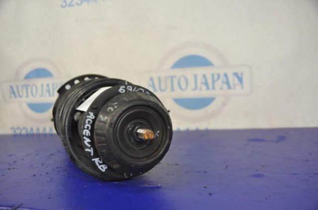 546501R201 HYUNDAI Амортизатор передний левый купить в Житомир