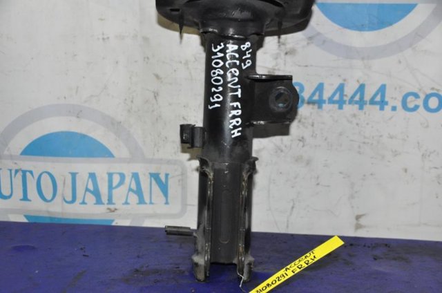 546601R201 HYUNDAI Амортизатор передний правый купить в Киев
