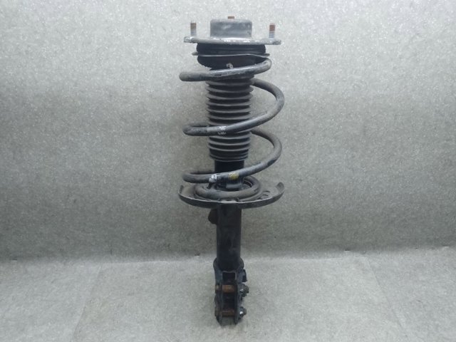 Стойка передняя правая 546614R020 HYUNDAI