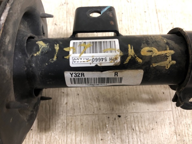 HYUNDAI 54661A7200 Амортизатор передний правый в наличии Ирпень