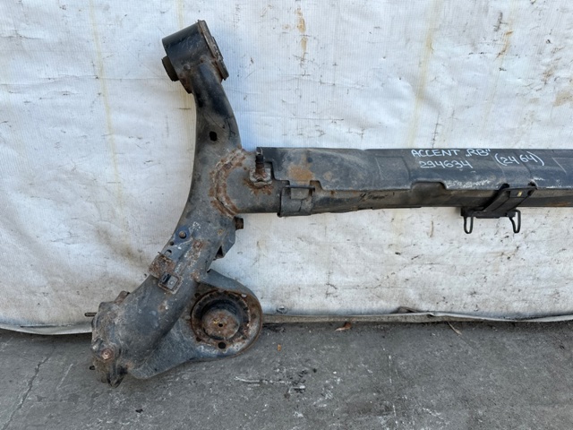 551001R000 HYUNDAI Балка задней подвески (подрамник) купить в Львов