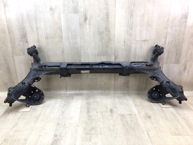 Ось задняя дополнительная 55100A7101 HYUNDAI