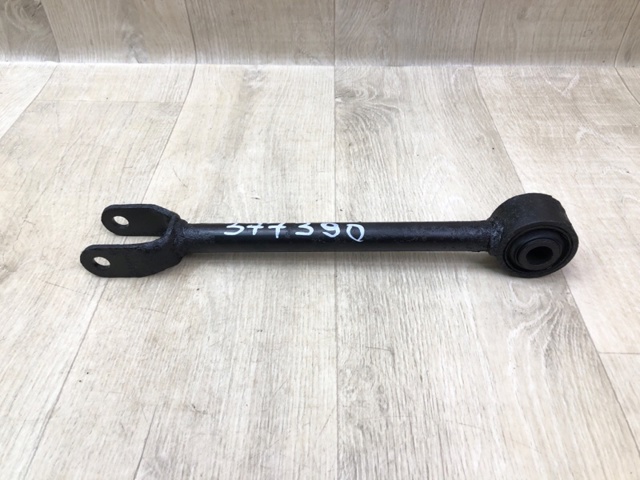 Тяга продольная задней подвески 551101CA0C NISSAN