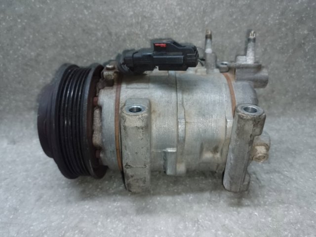 CHRYSLER 55111104AD Компрессор кондиционера в наличии Ирпень