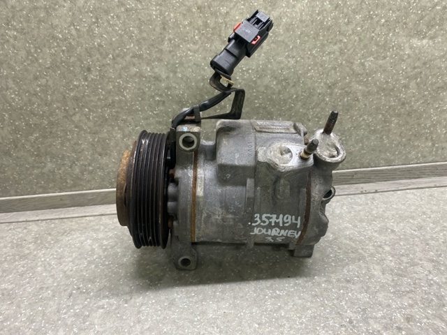 Компрессор системы кондиционирования 55111425AA CHRYSLER