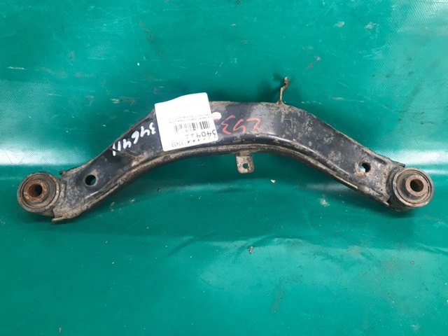 Рычаг подвески задний правый 55120EN100 NISSAN