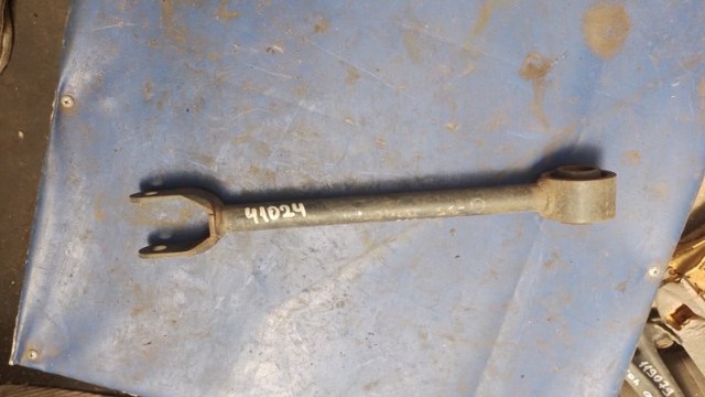 Растяжка задней подвески 551A0AL500 NISSAN