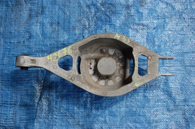 551B0EG000 NISSAN Рычаг задней подвески нижний левый/правый купить в Днепр