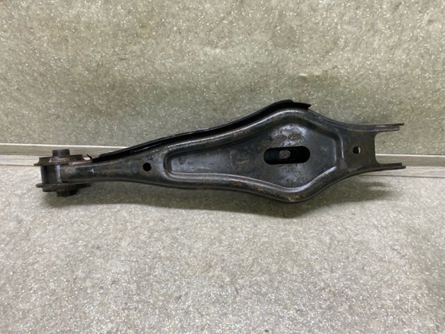 552104Z200 HYUNDAI купить в Ужгород