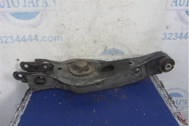 Продольный рычаг задней подвески, нижний 55220C5050 HYUNDAI