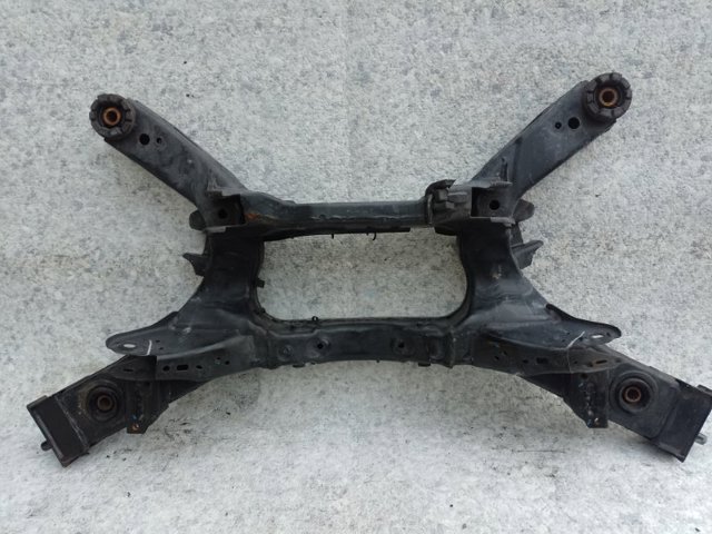 Ось задняя дополнительная 554003KD1B NISSAN