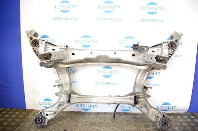 55400CL00A Подрамник задний купить Украина