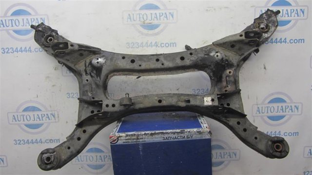 Балка задней подвески, подрамник 55400JP00A NISSAN
