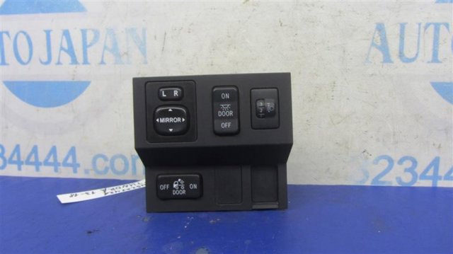 TOYOTA 5553952060C0 в наличии Винница