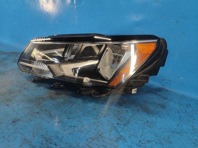 561941005E VAG Левая фара купить в Черкассы