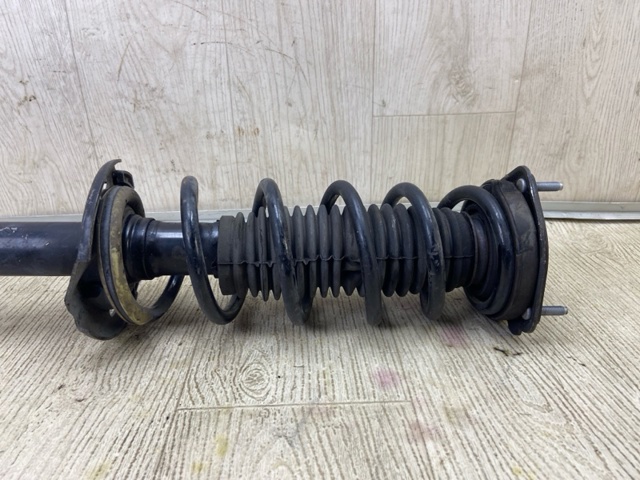 562104GE0D NISSAN Амортизатор задний купить в Винница