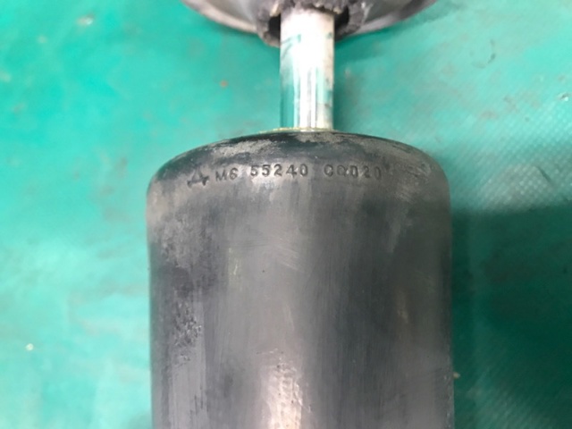 56210CG225 Амортизатор задний купить Житомир