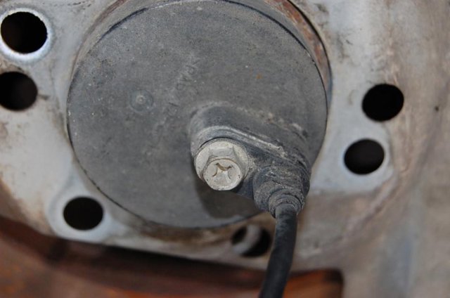 SUZUKI 5632079J00 Датчик АБС задний левый в наличии Ужгород