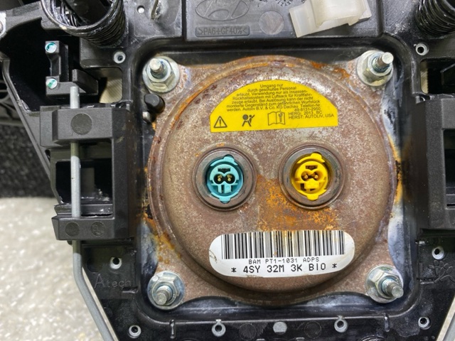 HYUNDAI 569004Z000RYN Подушка безопасности (AIRBAG) водительская в наличии Тернополь