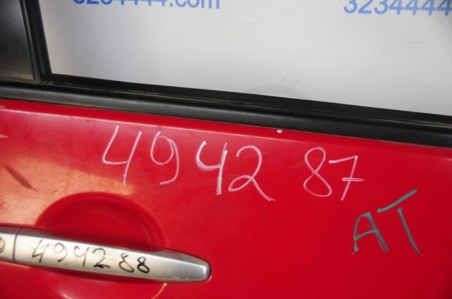 Пассажирская передняя дверь 5700A488 MITSUBISHI