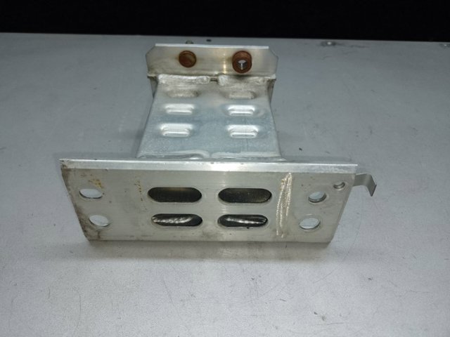 5701447040 TOYOTA Кронштейн усилителя переднего бампера купить в Черновцы